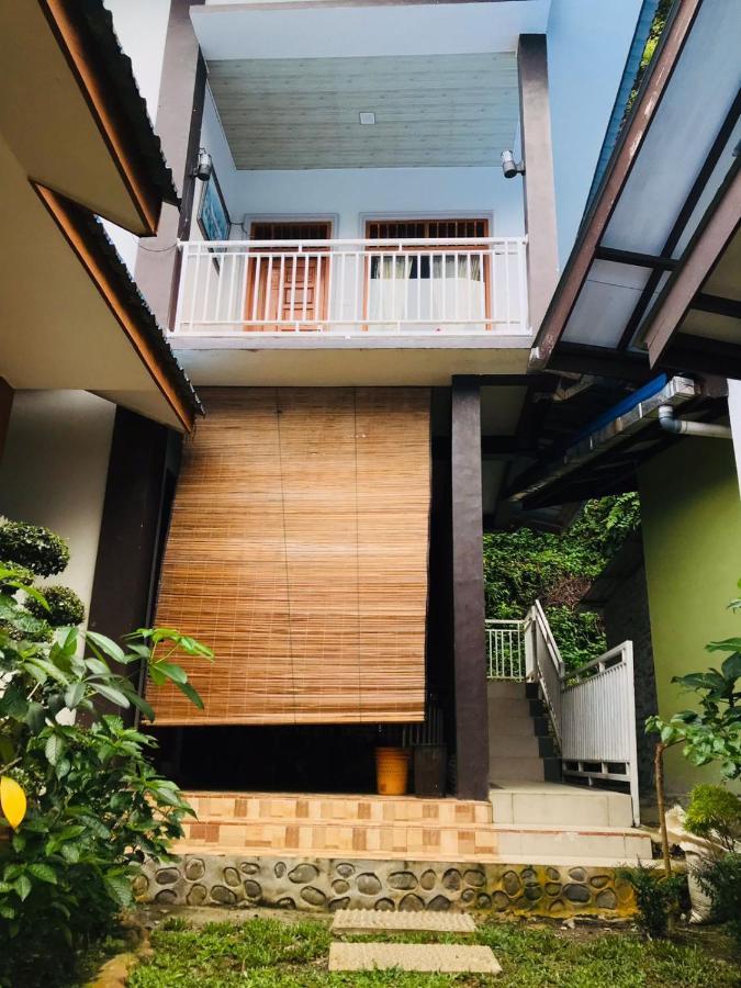 Thomas' Retreat Bukit Lawang Hotell Rom bilde