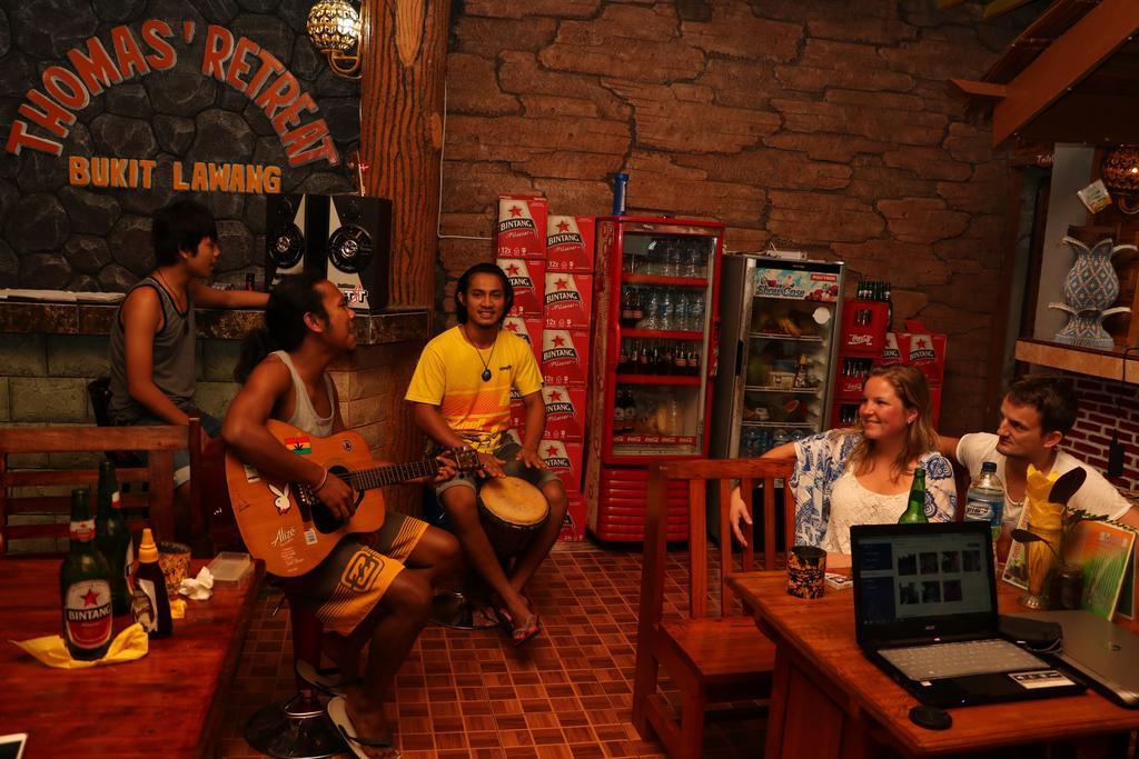Thomas' Retreat Bukit Lawang Hotell Eksteriør bilde