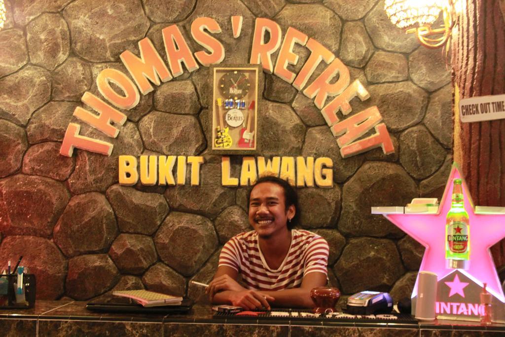 Thomas' Retreat Bukit Lawang Hotell Eksteriør bilde