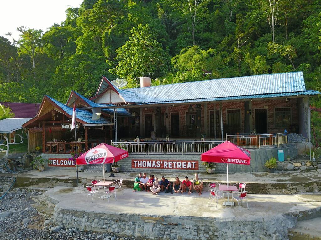 Thomas' Retreat Bukit Lawang Hotell Eksteriør bilde